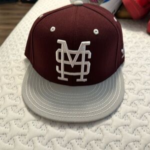 Mississippi State Bulldogs Fitted 7 3/8 BrandNew